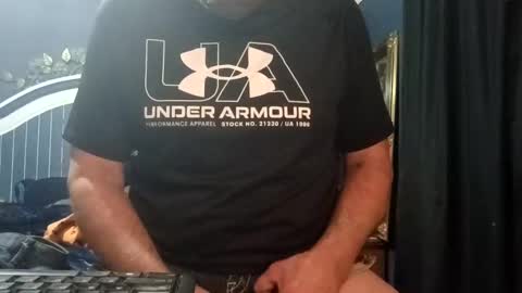 Snapshot of beaatoffbob chatting on 11.27.25 beaatoffbob online show from 11.27.25