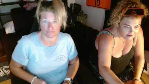 Shower Confessions online show from 07.25.26