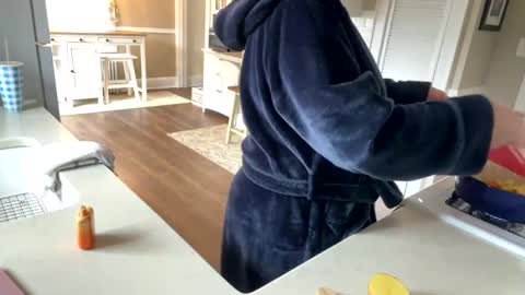 BeachyMILF online show from 02.27.25