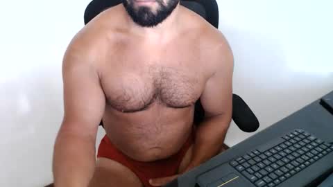 Beard Guy online show from 11.12.25