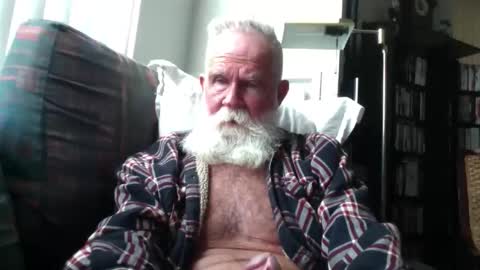 Snapshot of beardbushy chatting on 03.21.26 beardbushy online show from 03.21.26