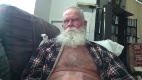 Snapshot of beardbushy chatting on 07.10.26 beardbushy online show from 07.10.26