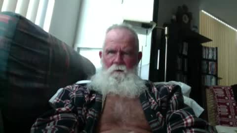 Snapshot of beardbushy chatting on 07.12.26 beardbushy online show from 07.12.26