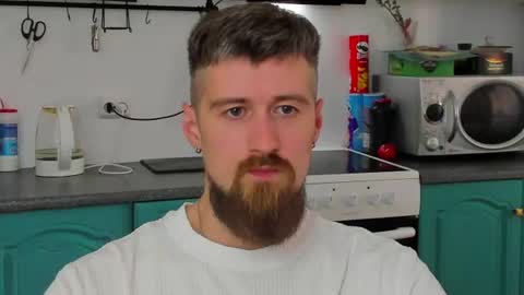 Snapshot of bearded_legend chatting on 06.23.26 Zeus online show from 06.23.26