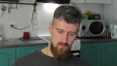 Snapshot of bearded_legend chatting on 06.24.26 Zeus online show from 06.24.26