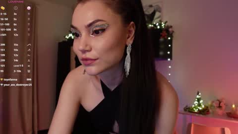 Bzzz Bea online show from 12.28.24