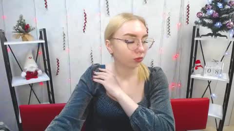 BeatriceFlyy online show from 01.08.25