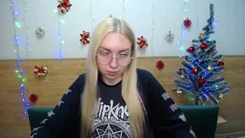 BeatriceFlyy online show from 01.19.25