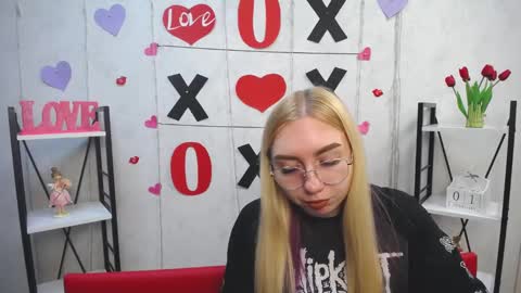 BeatriceFlyy online show from 02.01.25