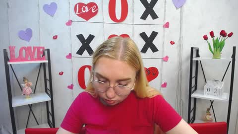 BeatriceFlyy online show from 02.02.25