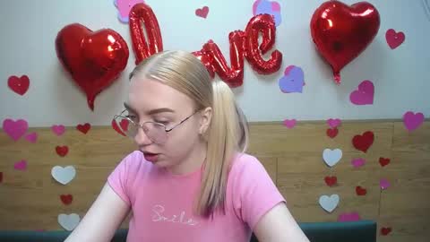 BeatriceFlyy online show from 02.18.25