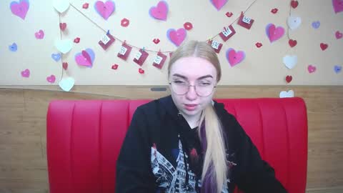 BeatriceFlyy online show from 03.01.25