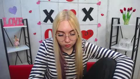 BeatriceFlyy online show from 03.05.25