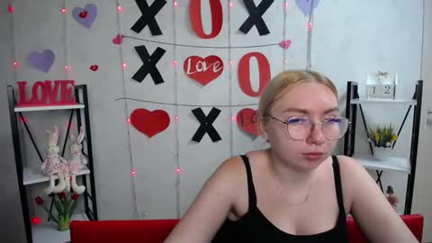 BeatriceFlyy online show from 09.12.25