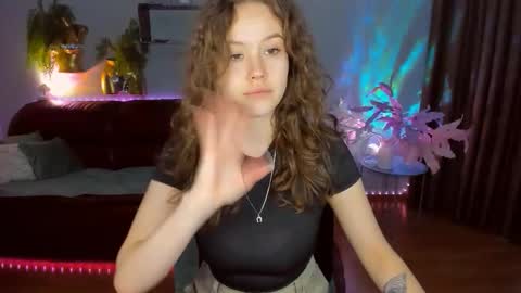 BeatriceWild online show from 04.25.26