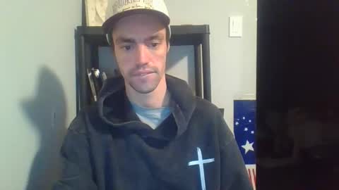 Snapshot of beaulieu2027 chatting on 12.13.25 beaulieu2027 online show from 12.13.25