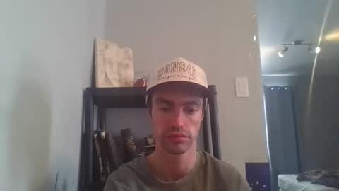 Snapshot of beaulieu2027 chatting on 12.21.25 beaulieu2027 online show from 12.21.25