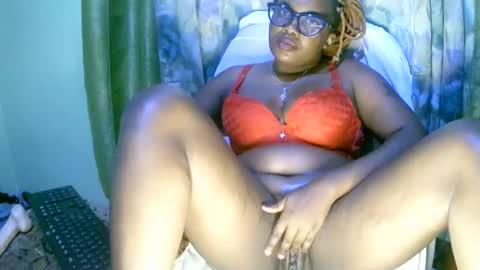 beautifulpeach2 online show from 02.14.25