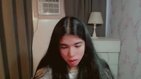 TRIXIE online show from 04.11.26