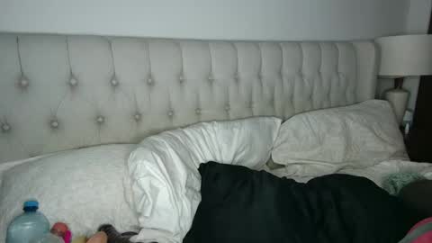 Snapshot of beauty4agent chatting on 01.25.25 beauty4agent online show from 01.25.25