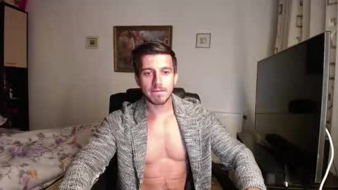 Mia and Jake online show from 09.16.25