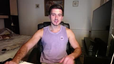 Mia and Jake online show from 10.15.25