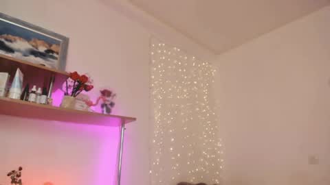 Eliise online show from 04.18.26