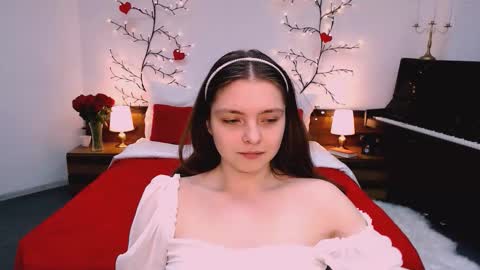 Snapshot of beautyfrominside chatting on 11.20.25 Gloria online show from 11.20.25