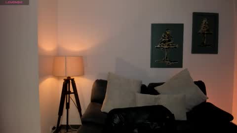 Snapshot of beccabaxter chatting on 02.25.26 Am Becca online show from 02.25.26