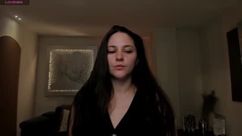 Snapshot of beccabaxter chatting on 06.13.26 Am Becca online show from 06.13.26