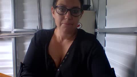 beccabee37 online show from 03.25.26