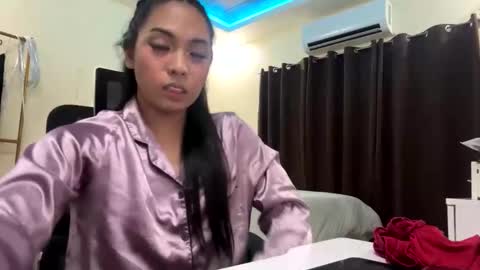 becinapia15 online show from 09.22.25