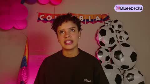 Beecckkkaaa online show from 06.25.26