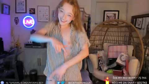 Snapshot of beckthetongue chatting on 10.09.25 Beck the tongue online show from 10.09.25