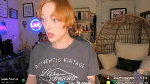 Snapshot of beckthetongue chatting on 03.10.26 Beck the tongue online show from 03.10.26