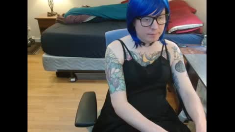 Snapshot of beckyking chatting on 01.19.25 BeckyKinkg online show from 01.19.25