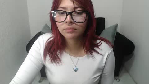 Snapshot of beckysexyhot69 chatting on 06.25.26 beckysexyhot69 online show from 06.25.26