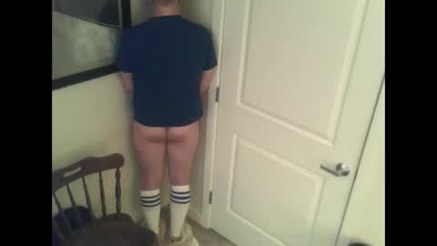 Snapshot of bedwetboy chatting on 01.04.25 Bedwetboys online show from 01.04.25