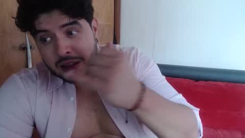 Snapshot of beefypecs_10 chatting on 02.13.25 Criss2fer online show from 02.13.25