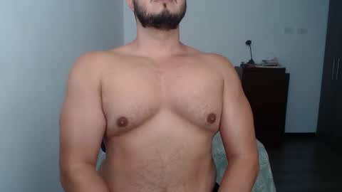 Snapshot of beefypecs_10 chatting on 10.30.25 Criss2fer online show from 10.30.25