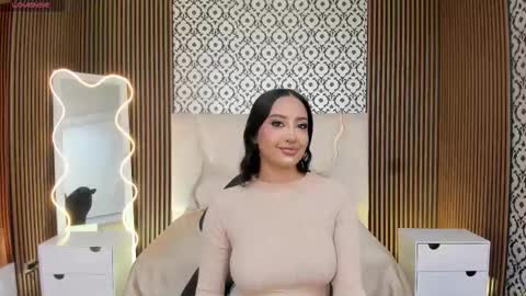 BELLA online show from 11.15.25