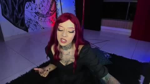 Snapshot of beelzebosss chatting on 01.20.25 Daniela ur fav living dead girl online show from 01.20.25