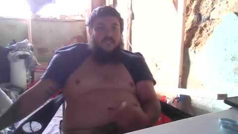 Snapshot of beenallover92 chatting on 11.28.25 beenallover92 online show from 11.28.25