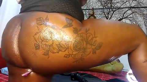 Snapshot of beencee2 chatting on 02.19.25 beencee2 online show from 02.19.25