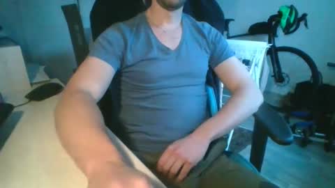 Snapshot of bel7ebite chatting on 12.25.24 bel7ebite online show from 12.25.24