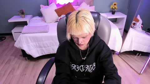 Bela online show from 04.10.26