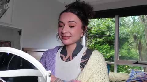 Snapshot of belen_osqura chatting on 07.14.26 Alt Aussie online show from 07.14.26