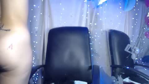 modelo independiente online show from 12.31.24