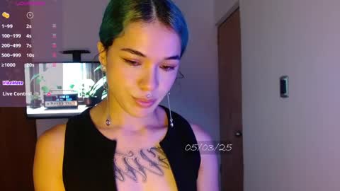   online show from 03.05.25