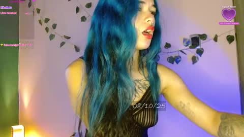   online show from 10.08.25